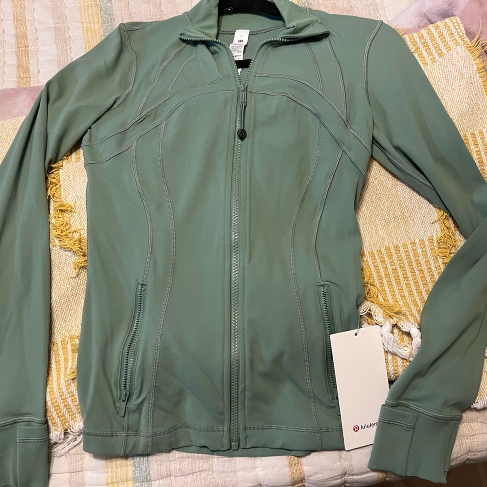 Lululemon Nulu define Jacket